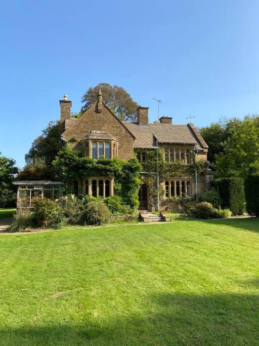 The Dower House At Parnham Park Beaminster Exterior foto